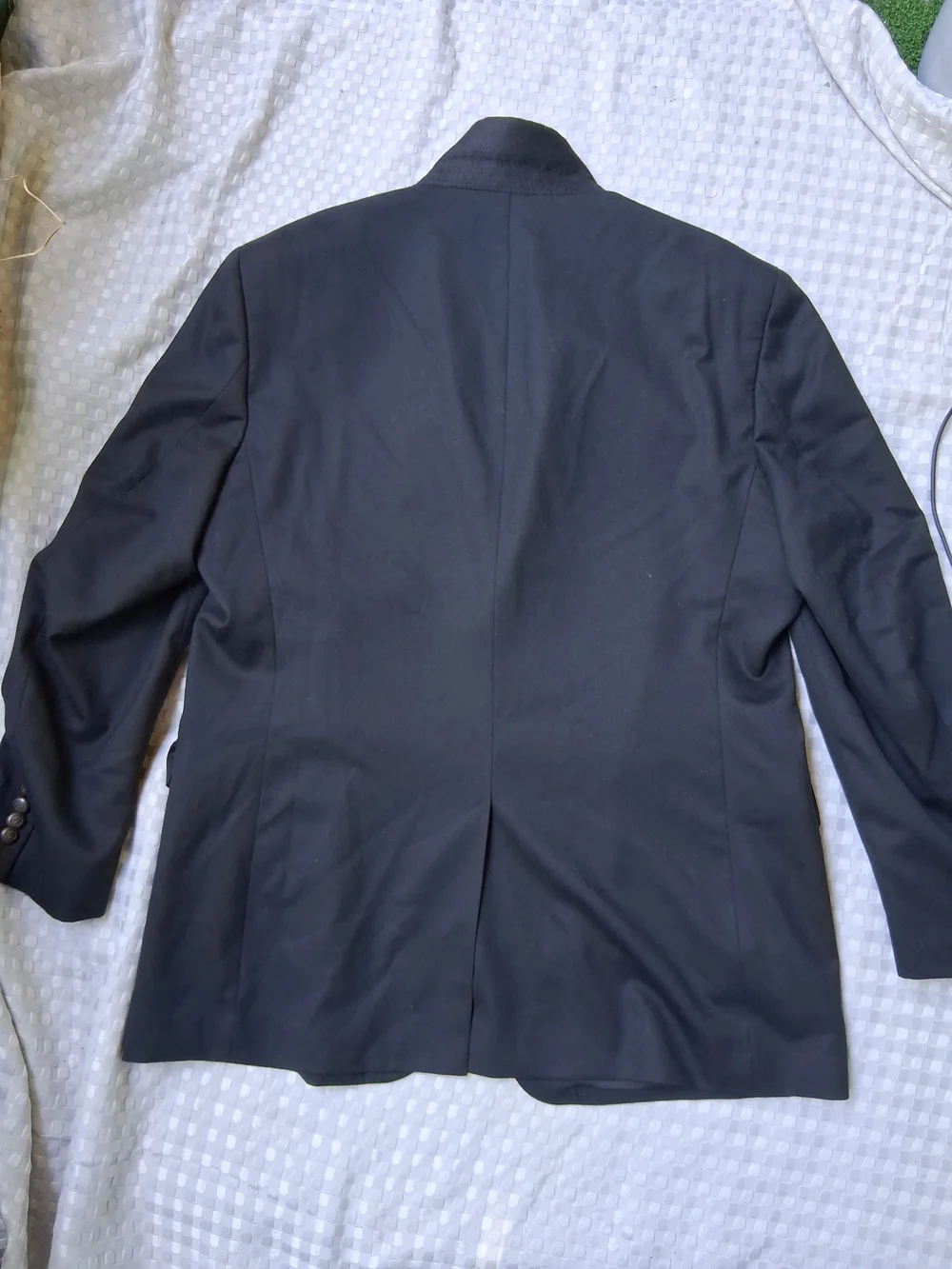 Classic VTG Men's Black Blazer - Jos.A.Banks  (Two-Button)size 44R